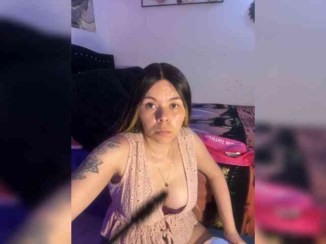 erika18love webcam