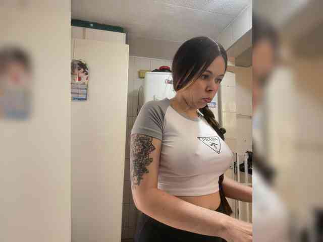 erika18love webcam