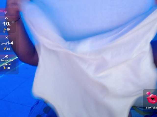 Alyson- live cam on BongaCams