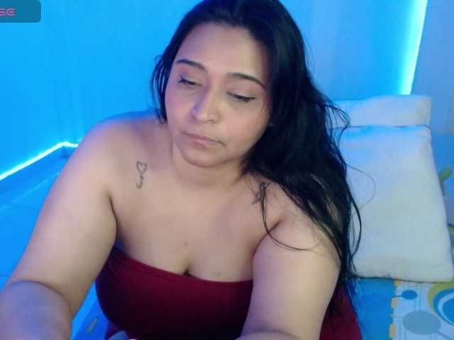 Alyson- live cam on BongaCams