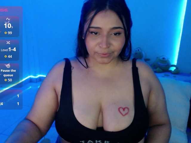 Alyson- live cam on BongaCams