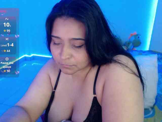 Alyson- webcam