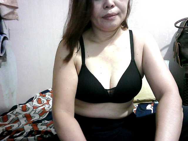 erica-4u Live Cam on BongaCams