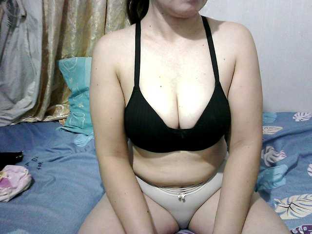 erica-4u's BongaCams show and profile