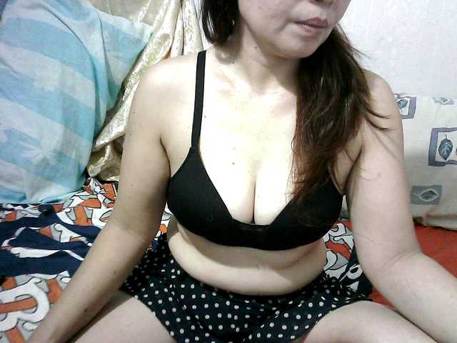 erica-4u live cam on BongaCams