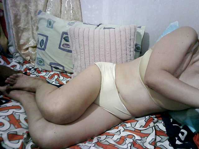 erica-4u live cam on BongaCams