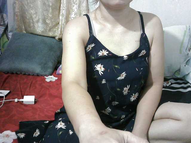erica-4u live cam on BongaCams