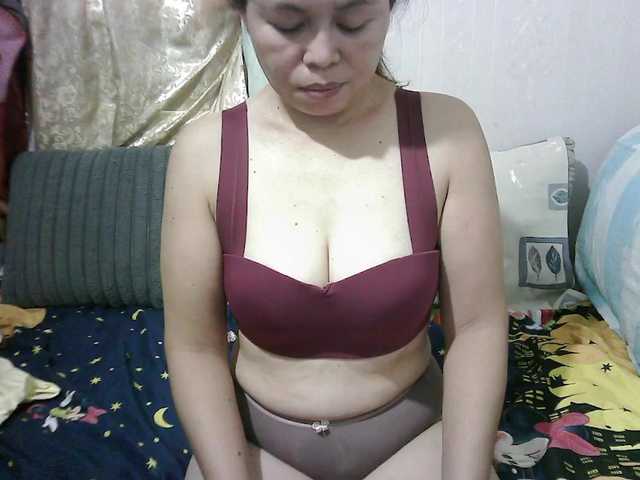 erica-4u live cam on BongaCams