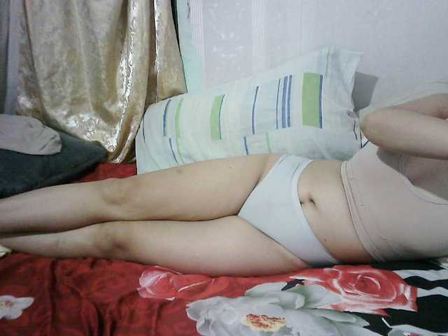 erica-4u live cam on BongaCams