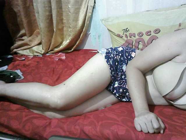 erica-4u live cam on BongaCams