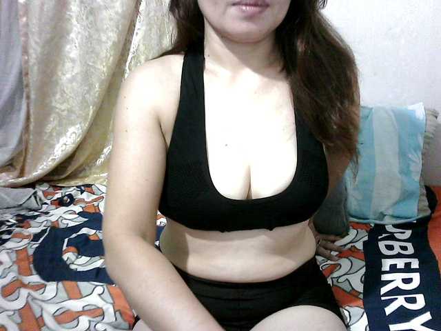 erica-4u live webcam show