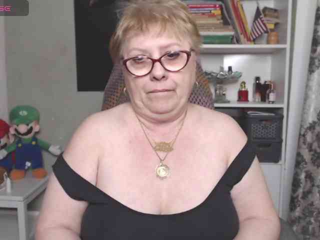 FlamePussy webcam
