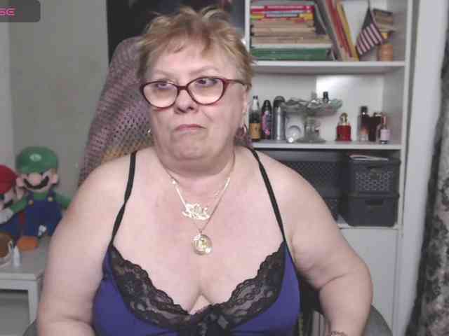 FlamePussy webcam