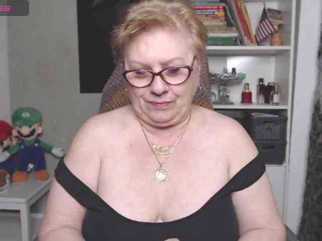 FlamePussy webcam