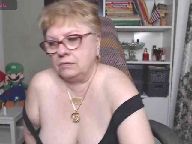 FlamePussy webcam