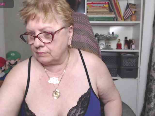 FlamePussy webcam