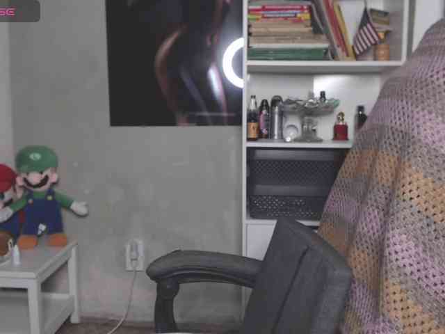 FlamePussy webcam