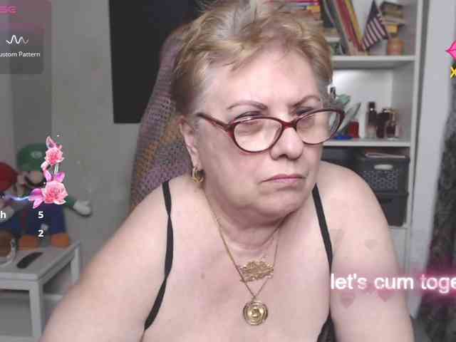 FlamePussy webcam