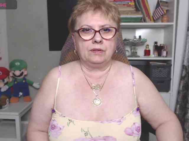 flamepussy Live Webcam on BongaCams