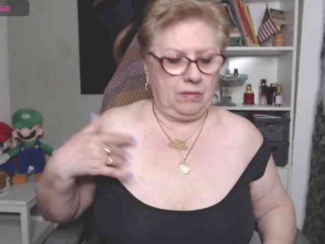 FlamePussy webcam