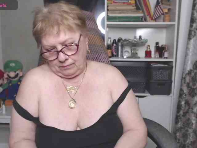 FlamePussy webcam