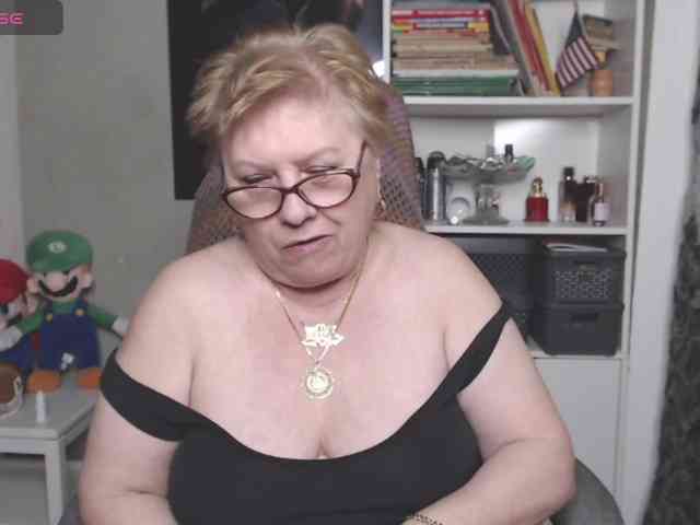 FlamePussy webcam
