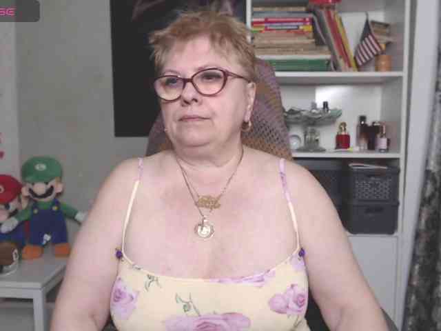 FlamePussy webcam