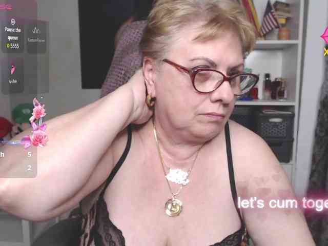 FlamePussy webcam