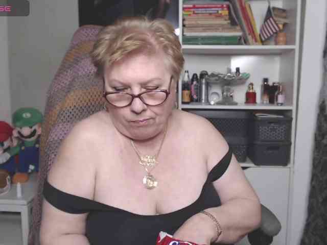 FlamePussy webcam