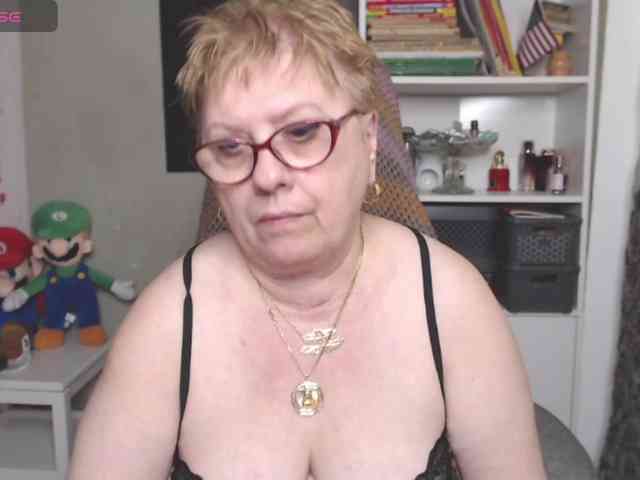 FlamePussy webcam