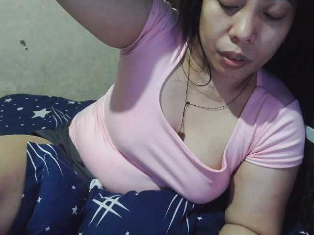 Cassiee live cam