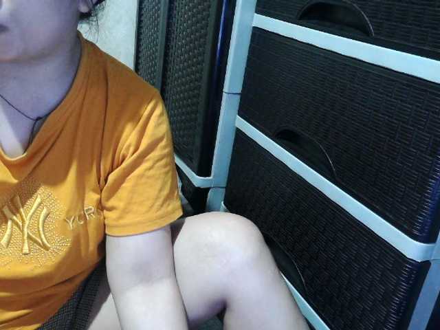 Cassiee live webcam show