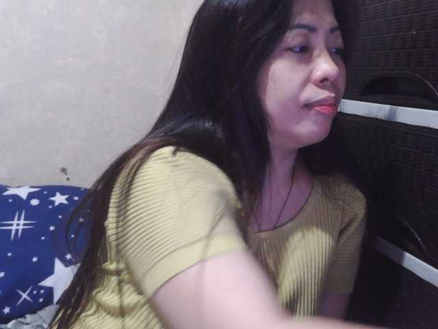 Cassiee live cam preview