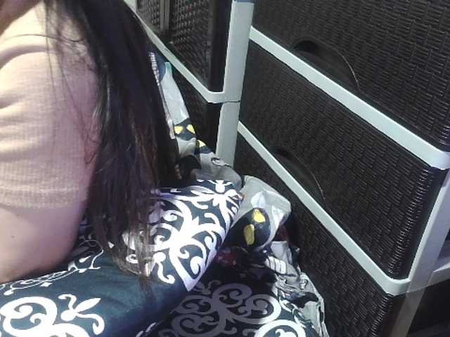 Kazzandra webcam