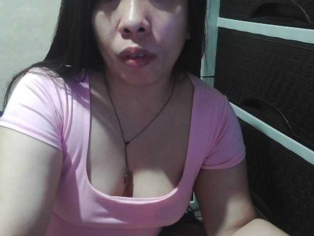 Cassiee live cam