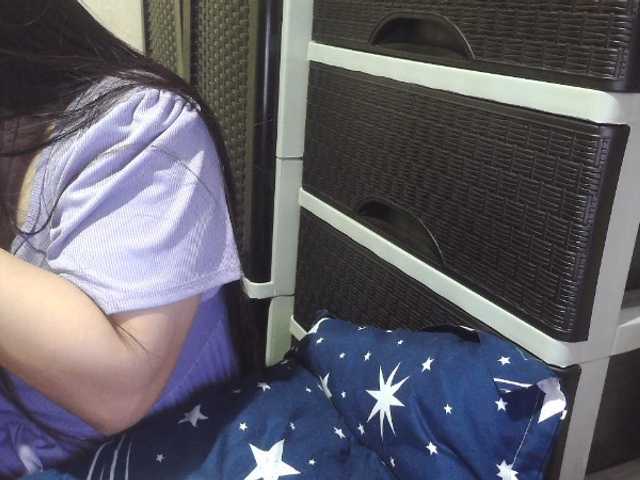 Chat with Cassiee live cam