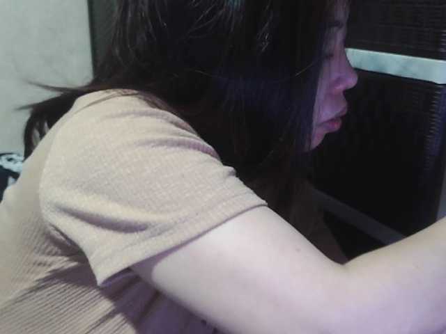 le modèle Kazzandra est en webcam porno dans un show sur le site bongacams, il possède les tags suivants: Asian,Brunette,Trimmed