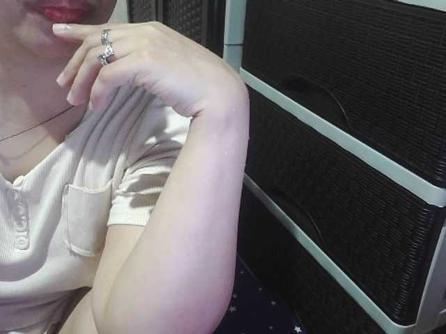 Cassiee live cam preview