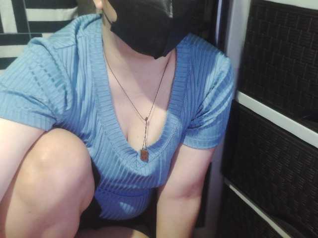 candyshane live cam on BongaCams