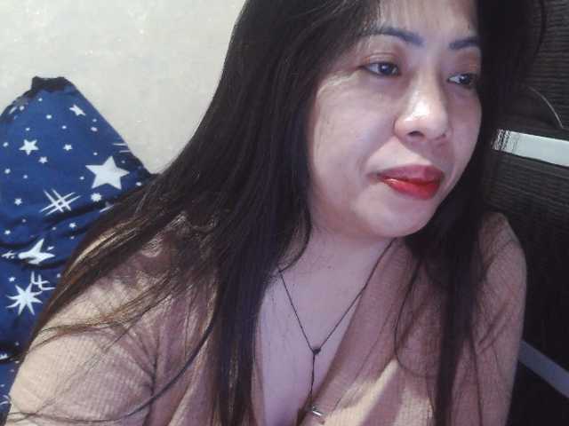 Cassiee live cam preview
