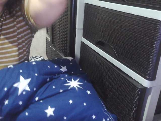 candyshane, live now on BongaCams
