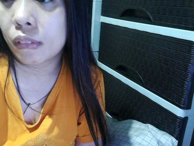 Cassiee live webcam show