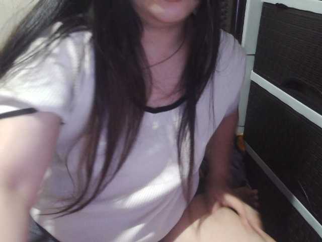 Cassiee live cam preview