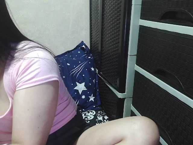 Cassiee live cam