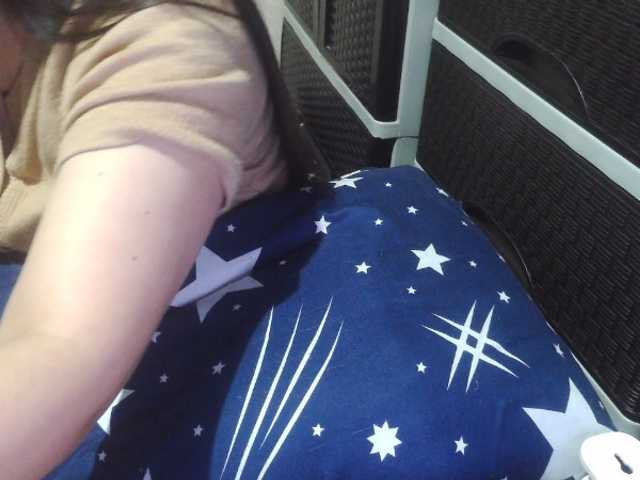 Cassiee live cam preview