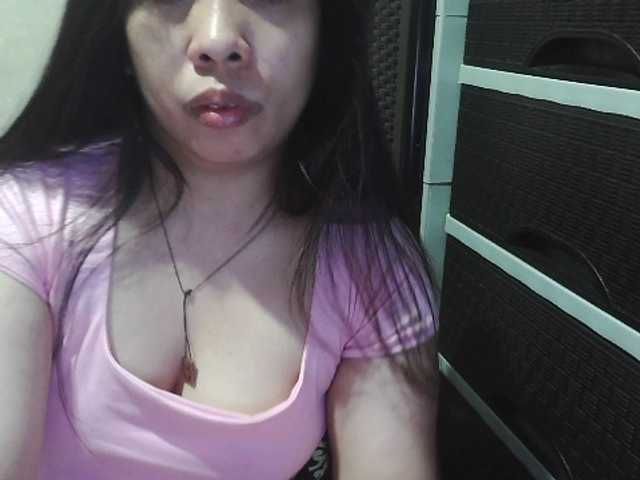 Cassiee live cam