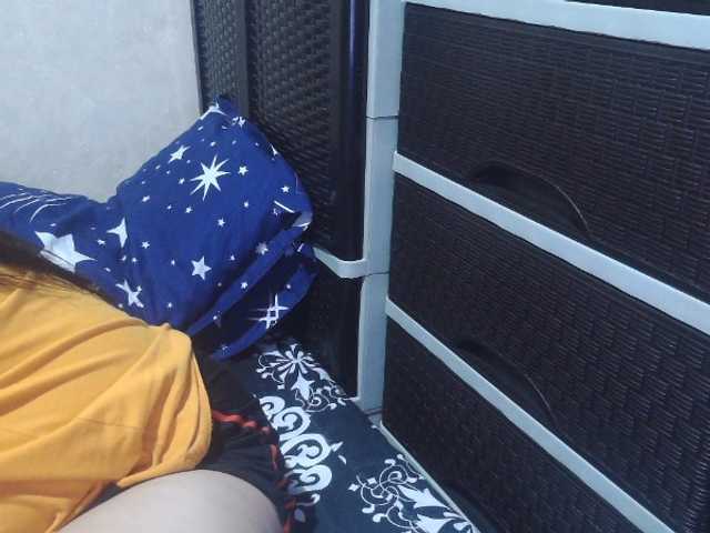 Cassiee live cam preview