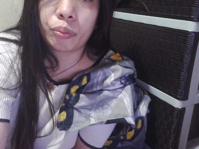 Cassiee live cam preview