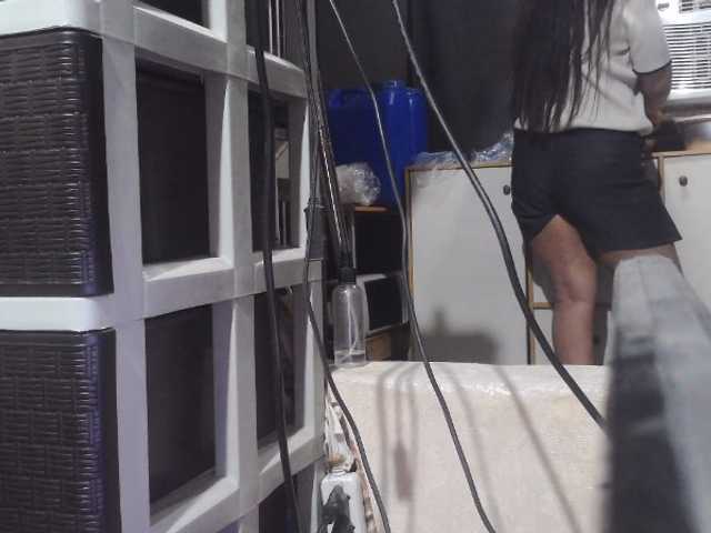 Cassiee live cam preview