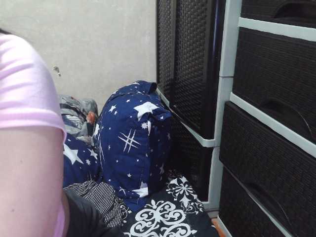 Cassiee live cam